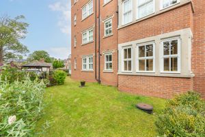 Photo 16- click for photo gallery